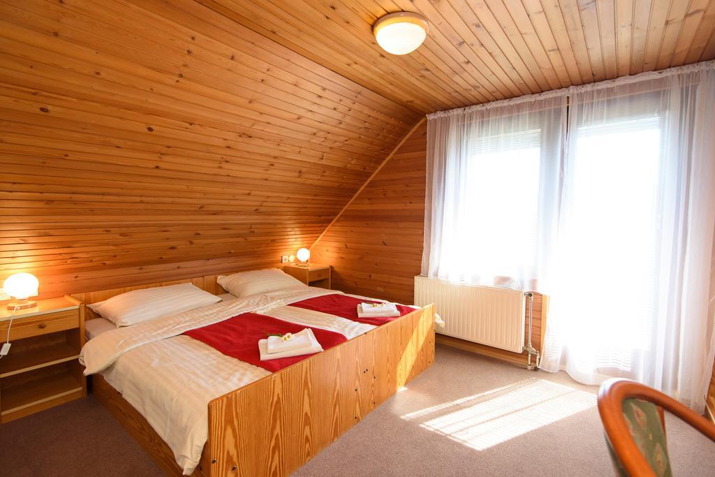 Penzion Vila Bistrica Bohinjska Bistrica Bagian luar foto