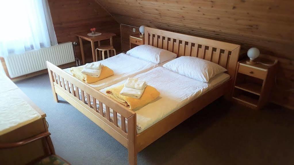 Penzion Vila Bistrica Bohinjska Bistrica Bagian luar foto